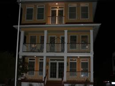 Gulshan Colony- 4500 sq.ft-Beautiful House For Sale in Gujrat