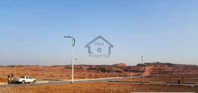 Bahria Town Phase 8 - Usman Block, Corner Plot For Sale ..