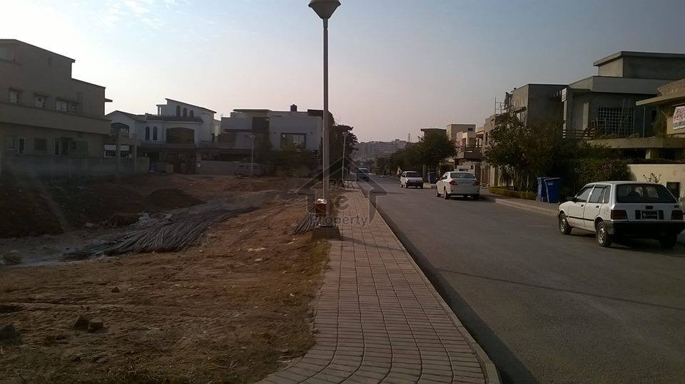 1 Kanal Residential Plot for Sale with Extra Land in Phase IV Bahira Town Rawalpindi