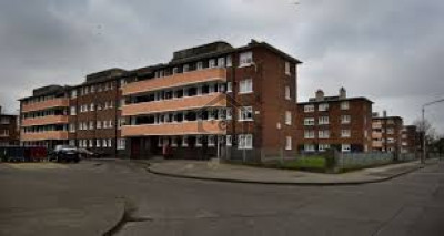 Bahria Town Phase 4, - 4 Marla - flat for sale..