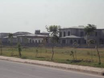 Bahria Town - Nargis Extension, - 1 Kanal -  Plot for sale..