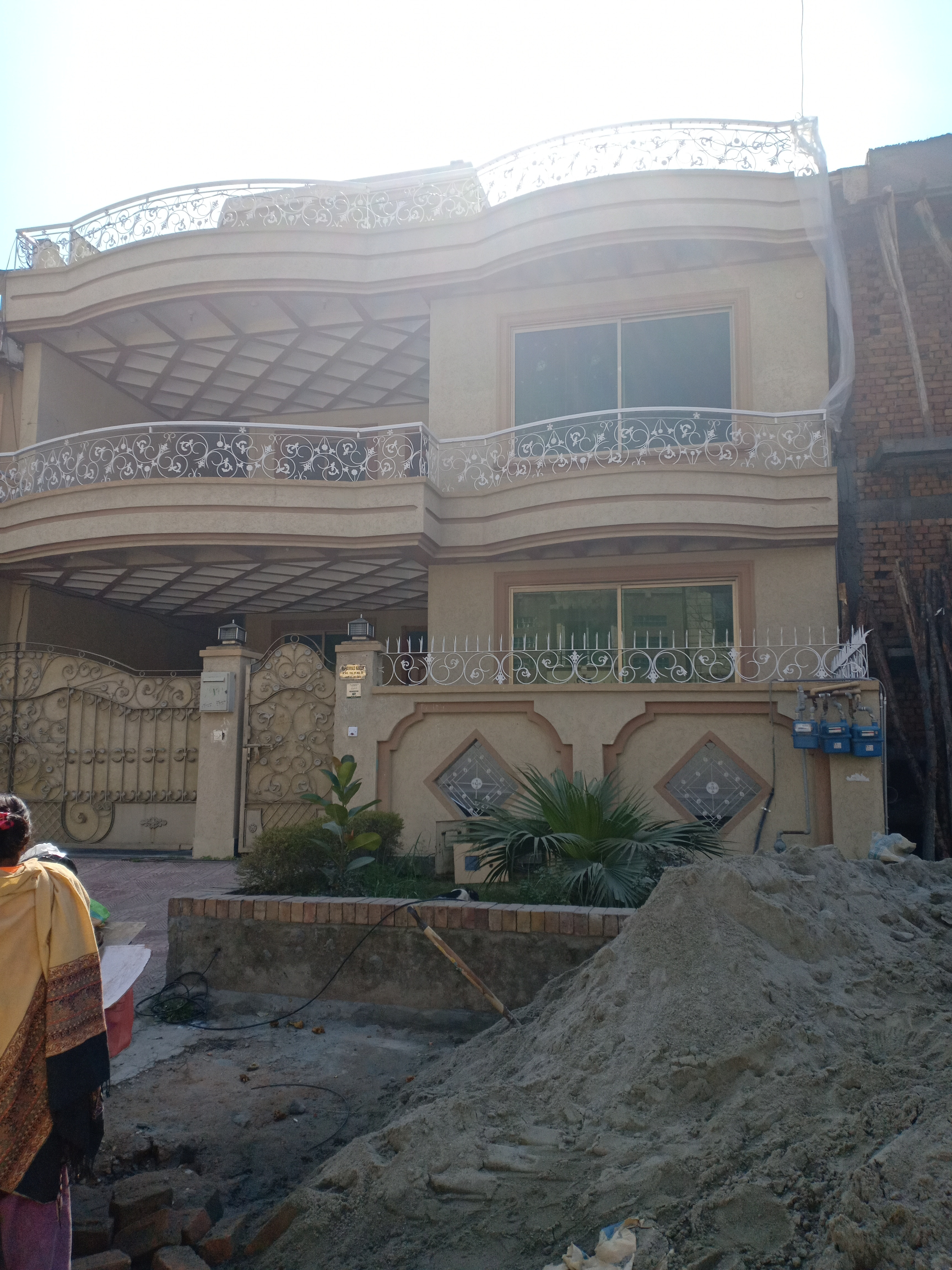 I-8 /2 new Ground floor park face