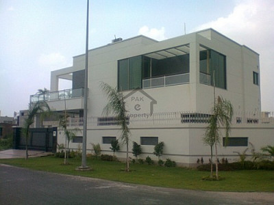 Bahria Town - Precinct 11-A, -  5 Marla - Villa Is Available For Sale.