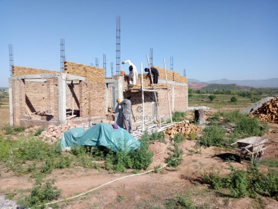 8 Marla & 10 Marla Commercial Plot For Sale On Easy Installments - in Islamabad Model Town, Islamabad.