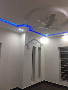 8.5 Marla Corner House For Sale In Abu Bakar Block Bahria Town Phase 8