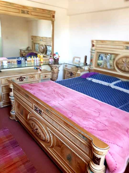 Well Maintained Flat Is Available For Sale 
West Open, 3 Bed With 4 Bathrooms , 2 Side Corridors , Lift And 24 p Hours Water Available. 
Floor Is Fully Carpeted And All Windows Are Covered With Curt