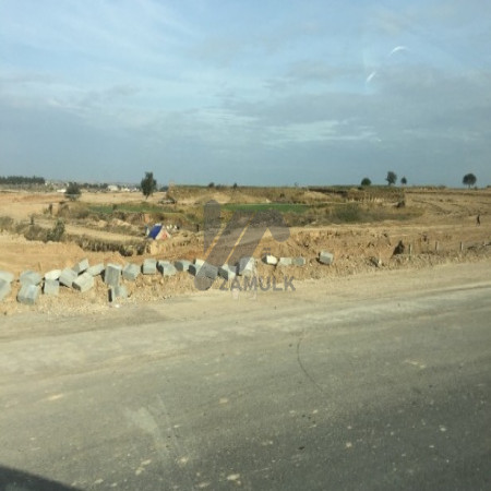 CORNER AND PARK FACE PLOT FOR SALE E-12/3