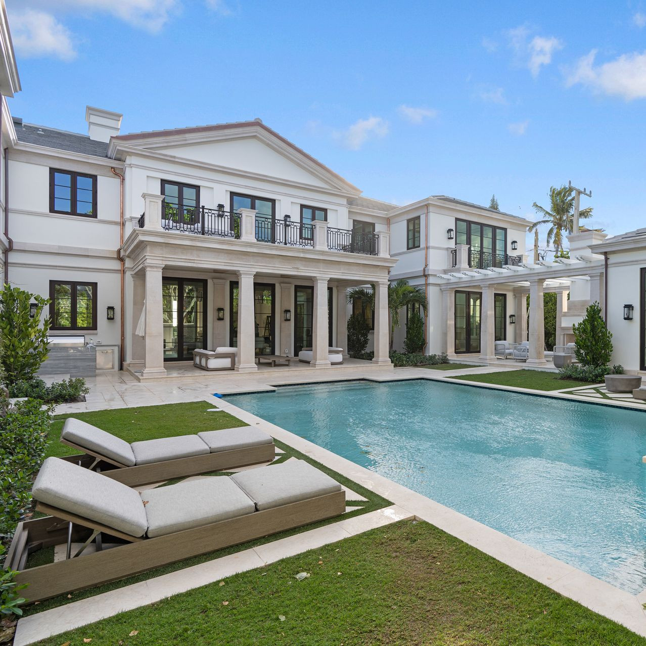 House For Rent In Pakistan Town