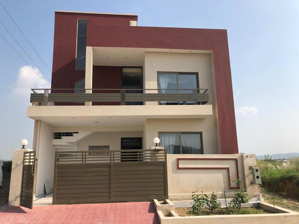 14.2 Marla House For Rent In I-8/4