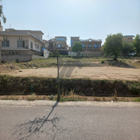 2 Kanal Plot For Sale In DHA Phase 5