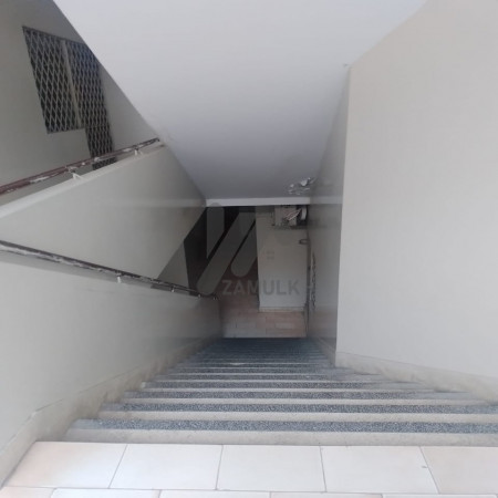 Flat for rent Near johar chorangi Afnan arcade 3bdd Park facing  2 terrace 3rd floor