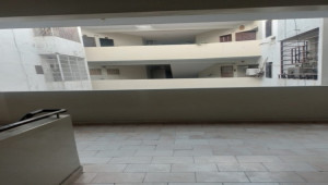 Flat for rent Near johar chorangi Afnan arcade 3bdd Park facing  2 terrace 3rd floor