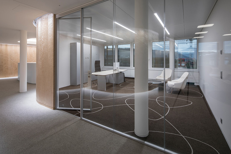 4.7 Marla Flat For Sale In Diplomatic Enclave