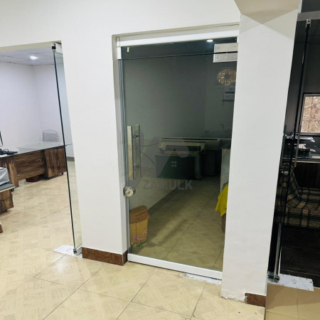VIP 1400 sqft Office for Rent at Jaranwala Road Faisalabad