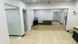 VIP 1400 sqft Office for Rent at Jaranwala Road Faisalabad