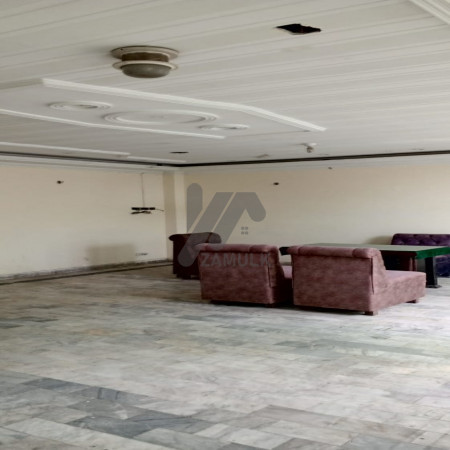 Ideal 800 sqft Office Available for Rent At susan Road best for Consultancy, IT work, Call Center