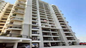 7.8 Marla Flat For Sale In Silver Oaks Apartments