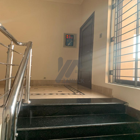 10.5 Marla House For Sale In Khyaban No 1 Faisalabad