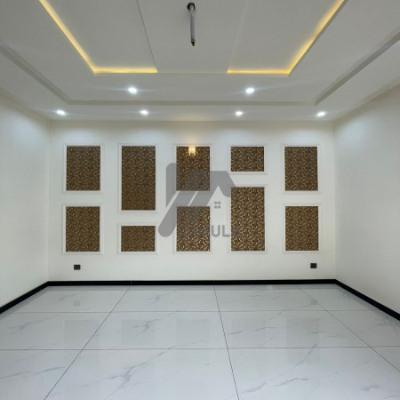 5 Marla House Available For Sale at 208 Chak Road Faisalabad